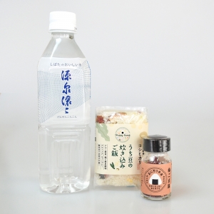越後新発田産コシヒカリ うち豆ご飯と調理塩セット(新潟県新発田市の水付)