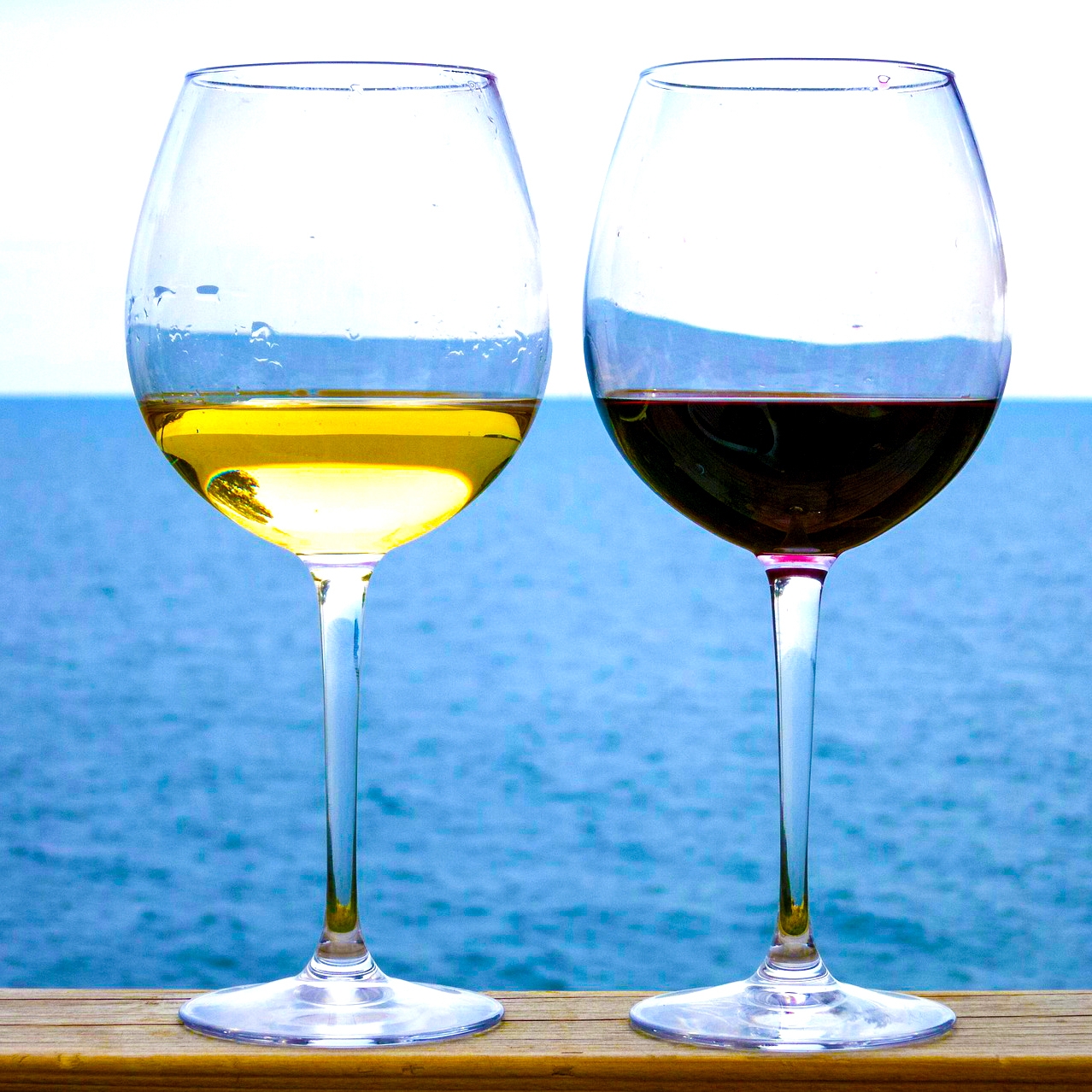 レストラン御用達のスパークリングワイン、白ワイン、赤ワインセット | Giftpad egift