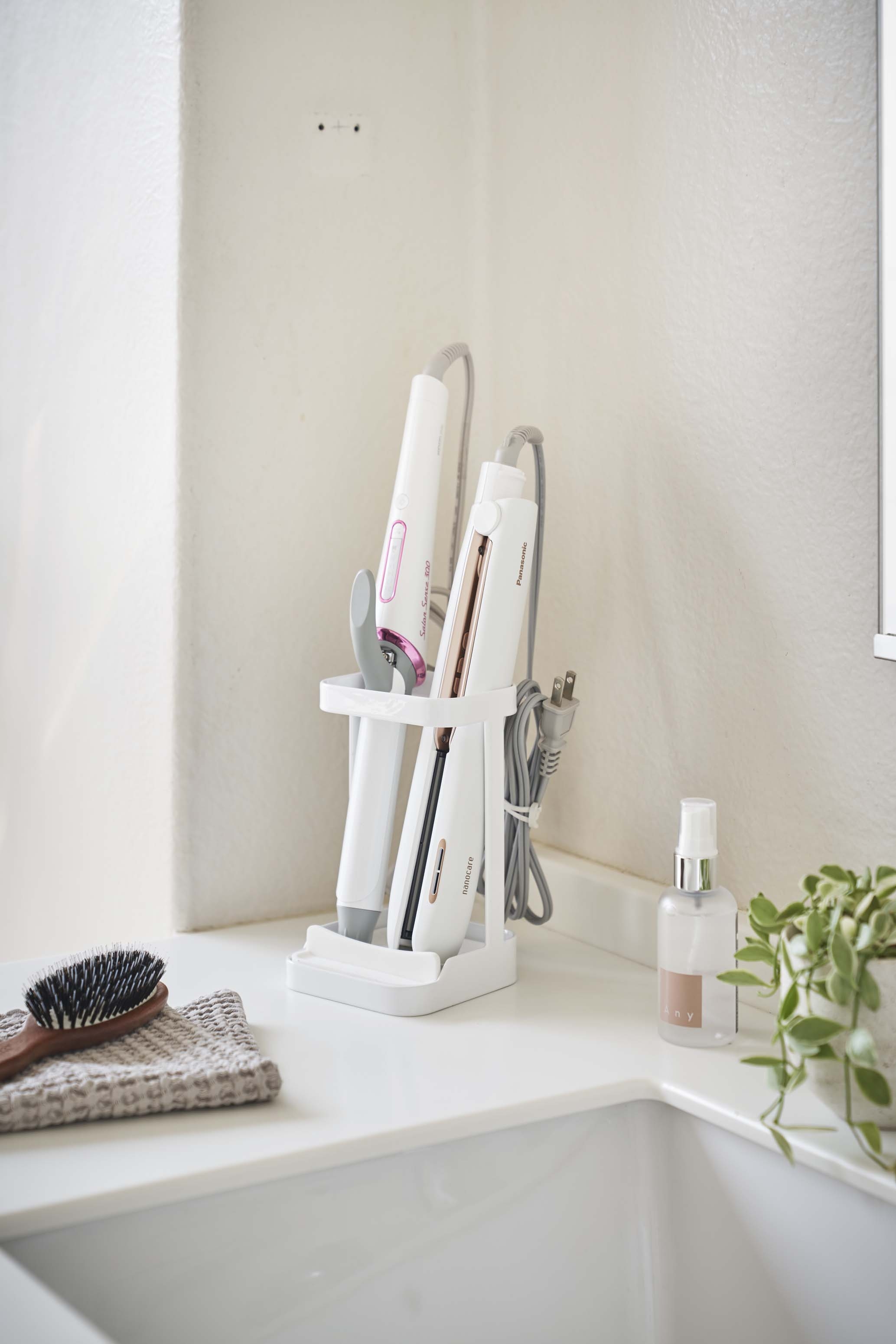 耐熱トレー付き ヘアーアイロンスタンド タワー ホワイト