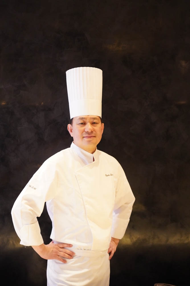 素材を慈しみ、自分流に。 : レストランリューズ飯塚隆太のフランス料理 素材を慈しみ、自分流に。 : レストランリューズ飯塚隆太のフランス料理