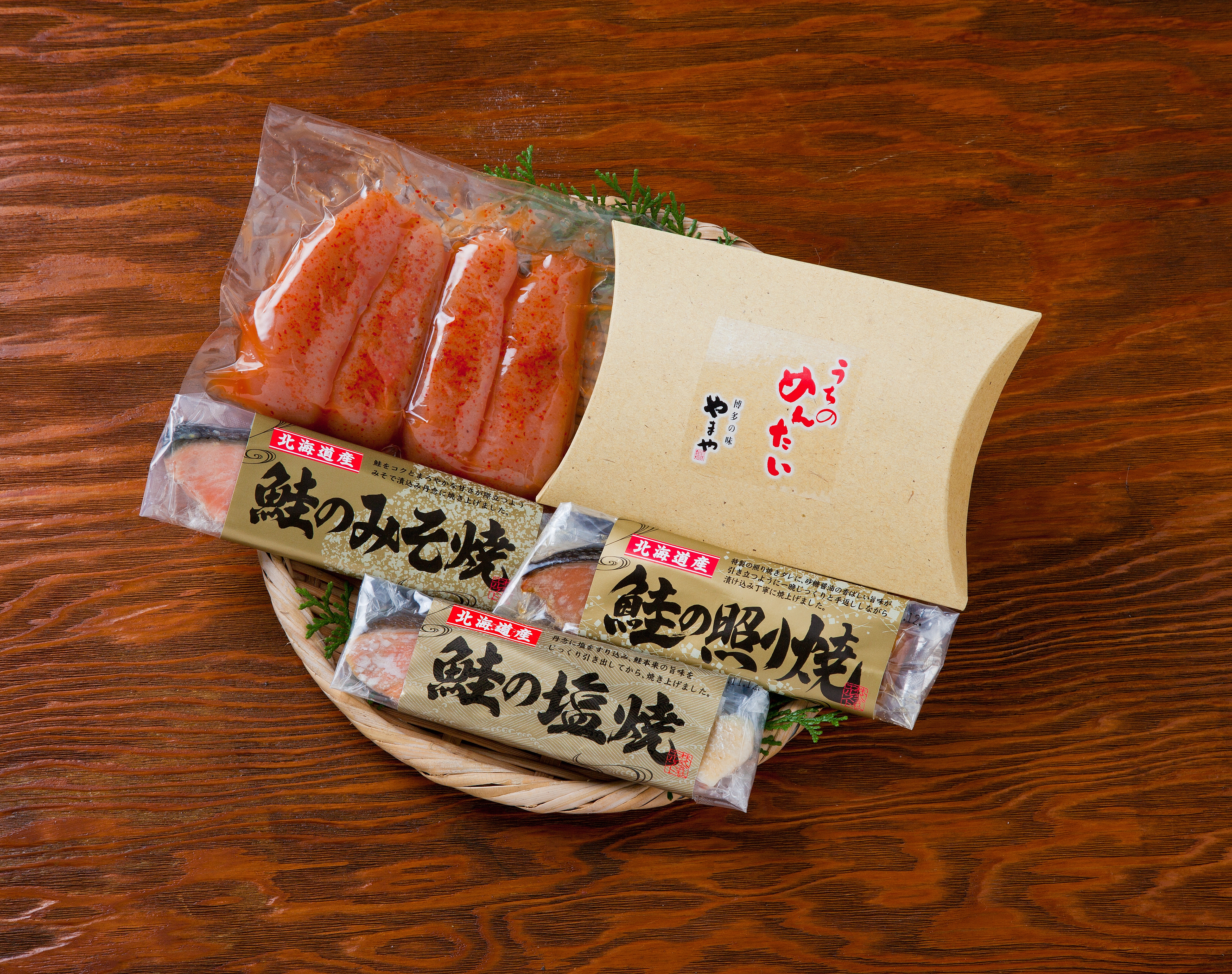 北海道産3種の鮭切身とやまや明太子
