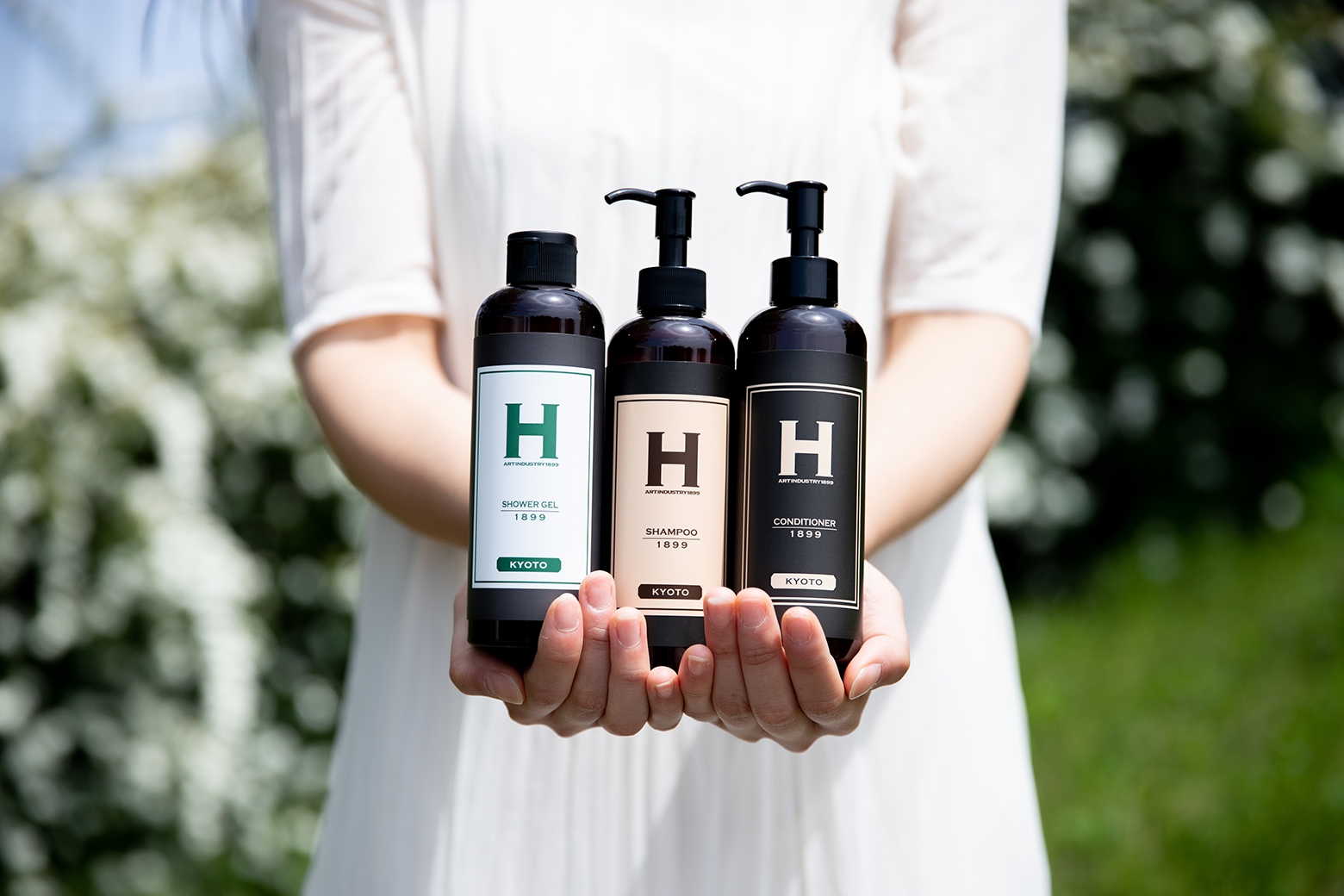 SHAMPOO/CONDITIONER/SHOWER GEL 1899 KYOTO 3本セット | Giftpad egift