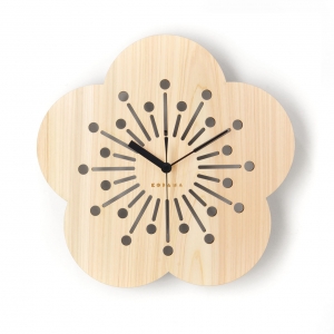 ヒノキのインテリア時計　
日本時計　華