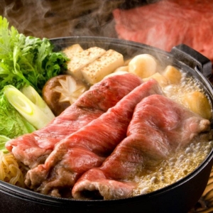 【愛姫牛カタロース】すき焼き用900g(300g×3パック)