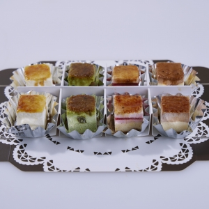 【ヌリカベ】炙って食べるチーズケーキ「minichii」 mix 8個set　※冷凍便