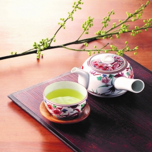 〈日本製茶〉静岡手摘み茶