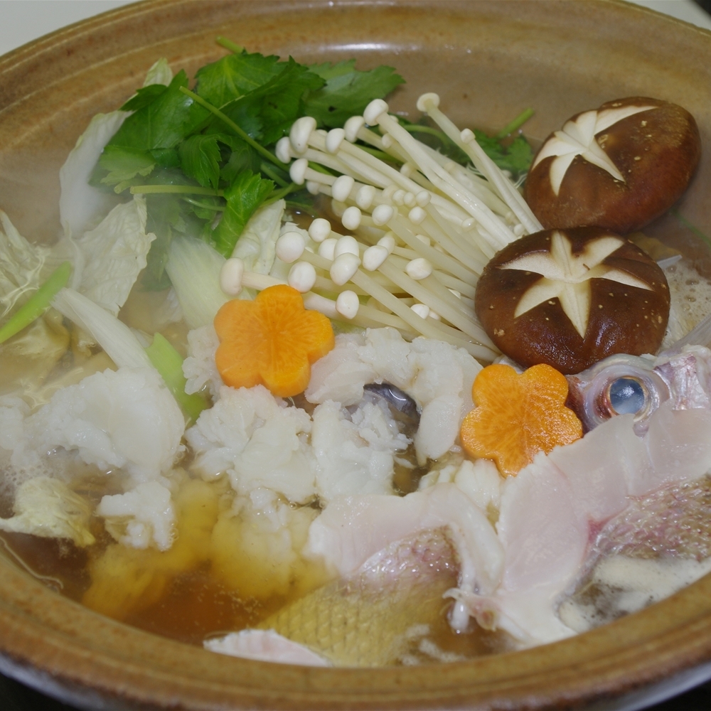 徳島「吟月」はもと鯛の鍋