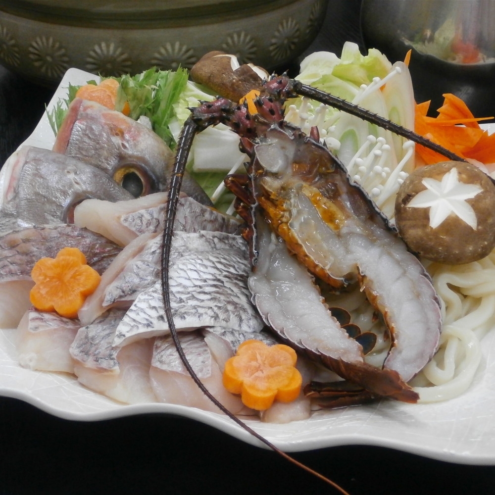 徳島「吟月」天然伊勢海老と鯛の祝い鍋