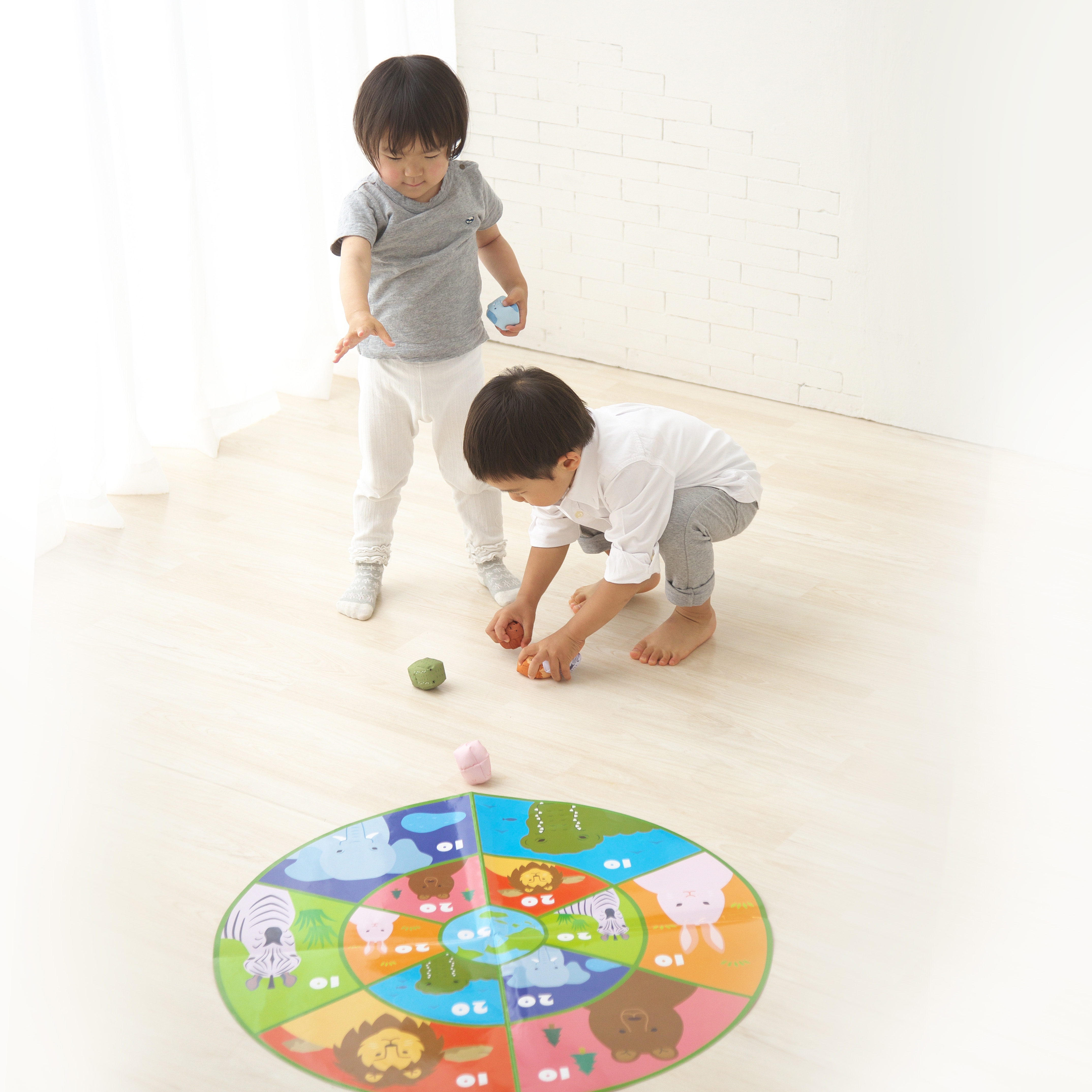 家族で遊べる知育玩具セット Gift Pad