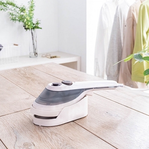 ハンディアイロン&スチーマー