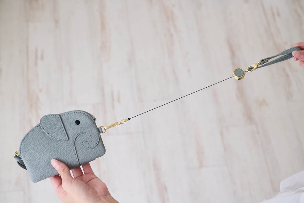 HAPPY ZO-SAN リールストラップ付パスケース(全5色) | Giftpad egift