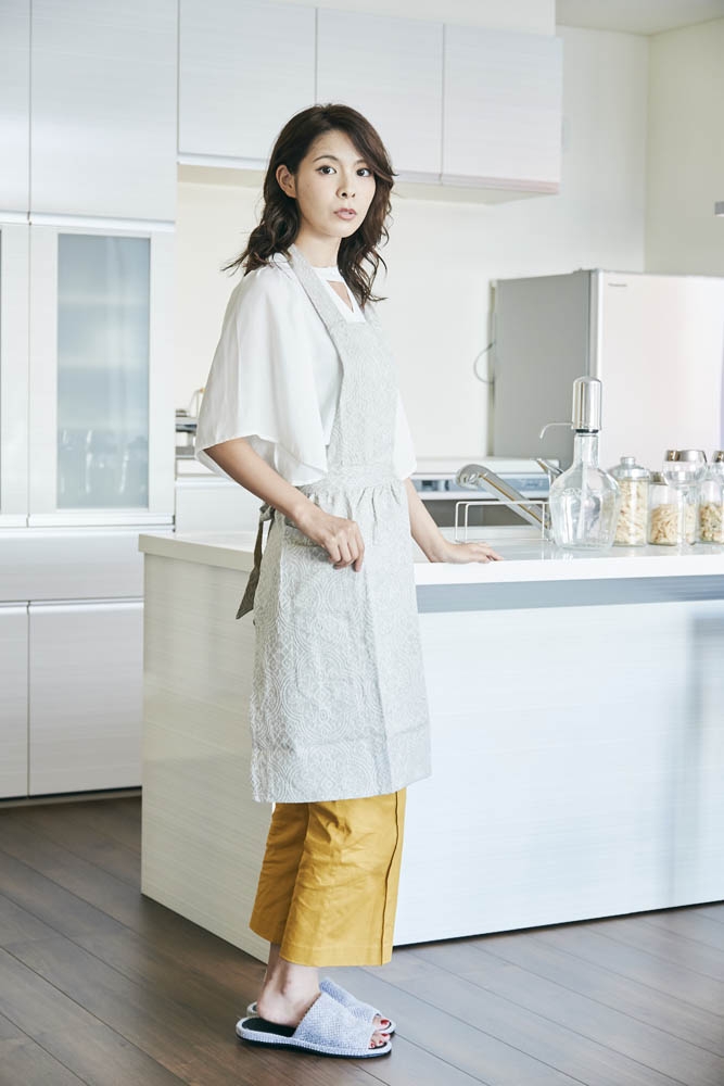 FEILER エプロン アイボリー・ブラウン 新品タグ付き FEILER エプロン